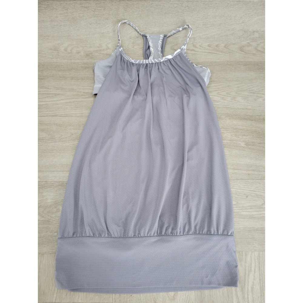 Lululemon No Limit Tank Top Women's Size 4 Gray White Racerback Built In Bra